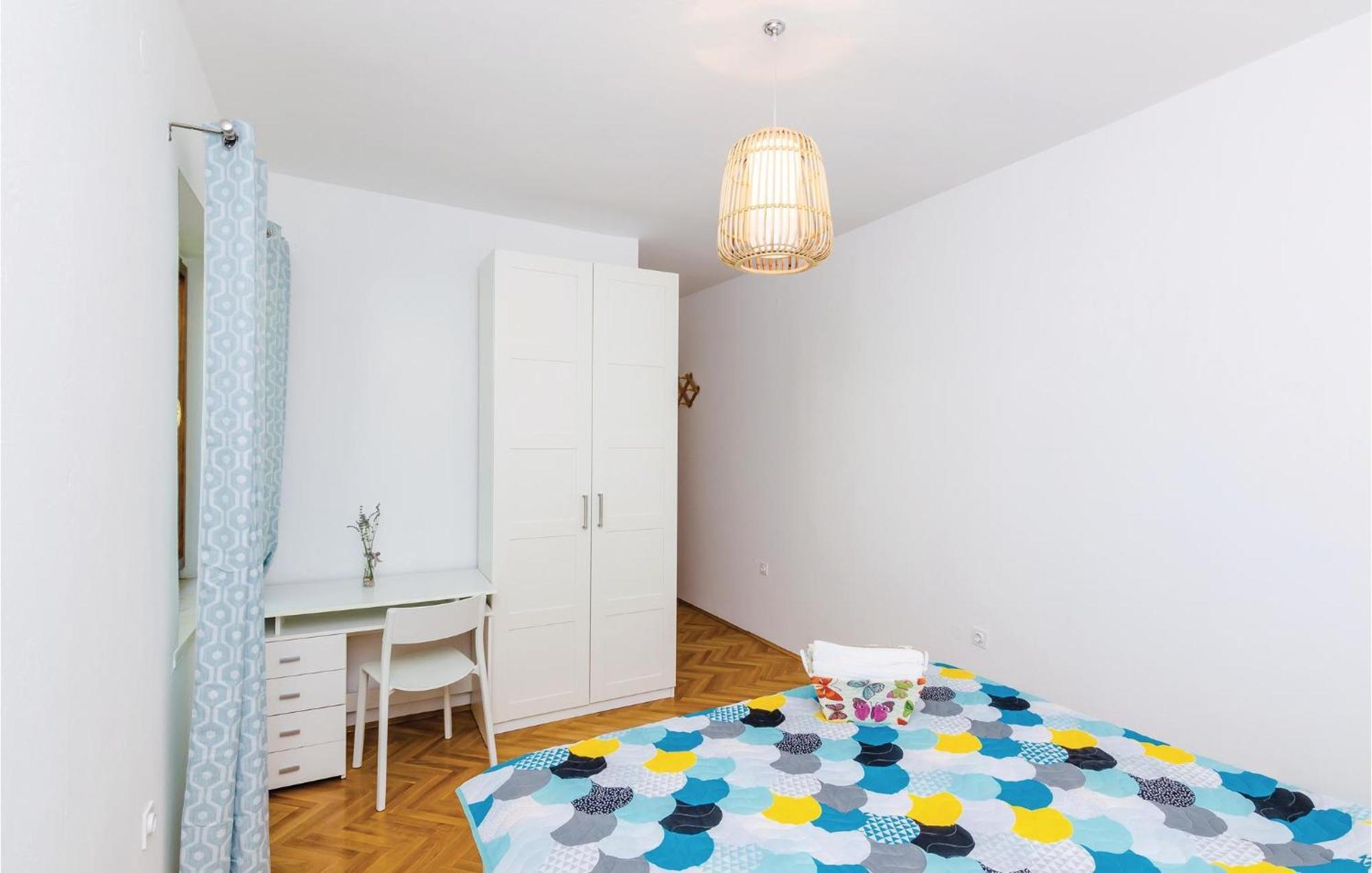 5 Bedroom Gorgeous Home In סלאנו מראה חיצוני תמונה